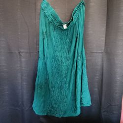 Beautiful green long skirt 2x