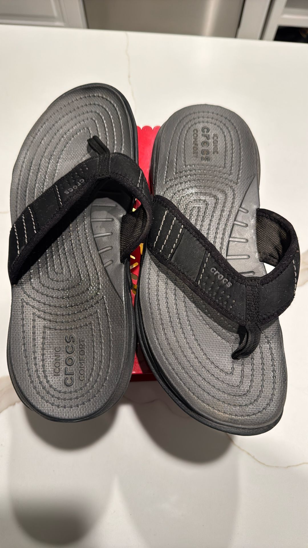 Croc Iconic Comfort Walking Flip Flops NEW