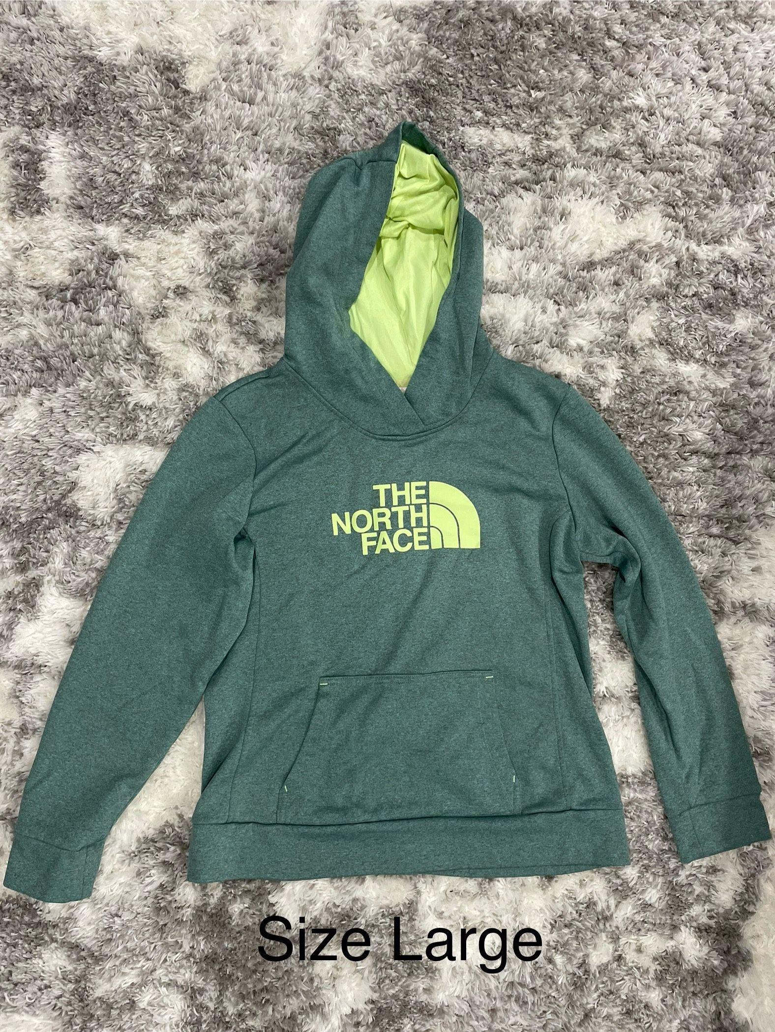 Women’s North Face hoodie size large