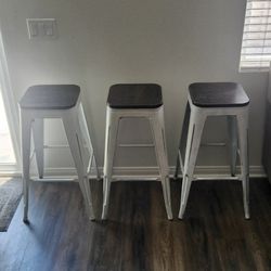 Bar Stools 