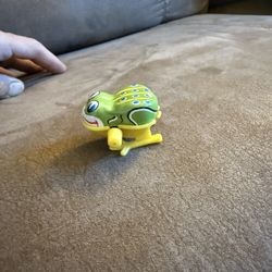 Vintage 1960’s Blic metal Frog wind up toy 