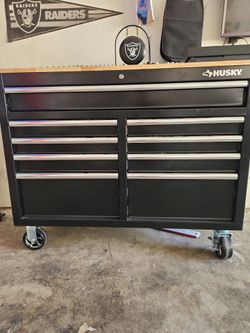 Husky Rolling Tool Cabinet Black