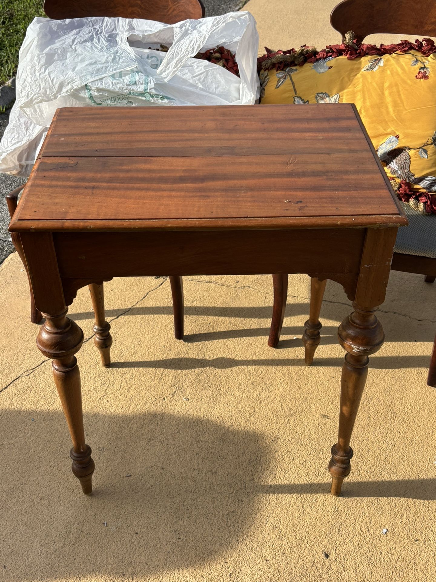 End table