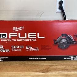 M18 FUEL 18-Volt Lithium-Ion Cordless 7-1/4 in. Rear Handle Circular Saw (Tool-Only)