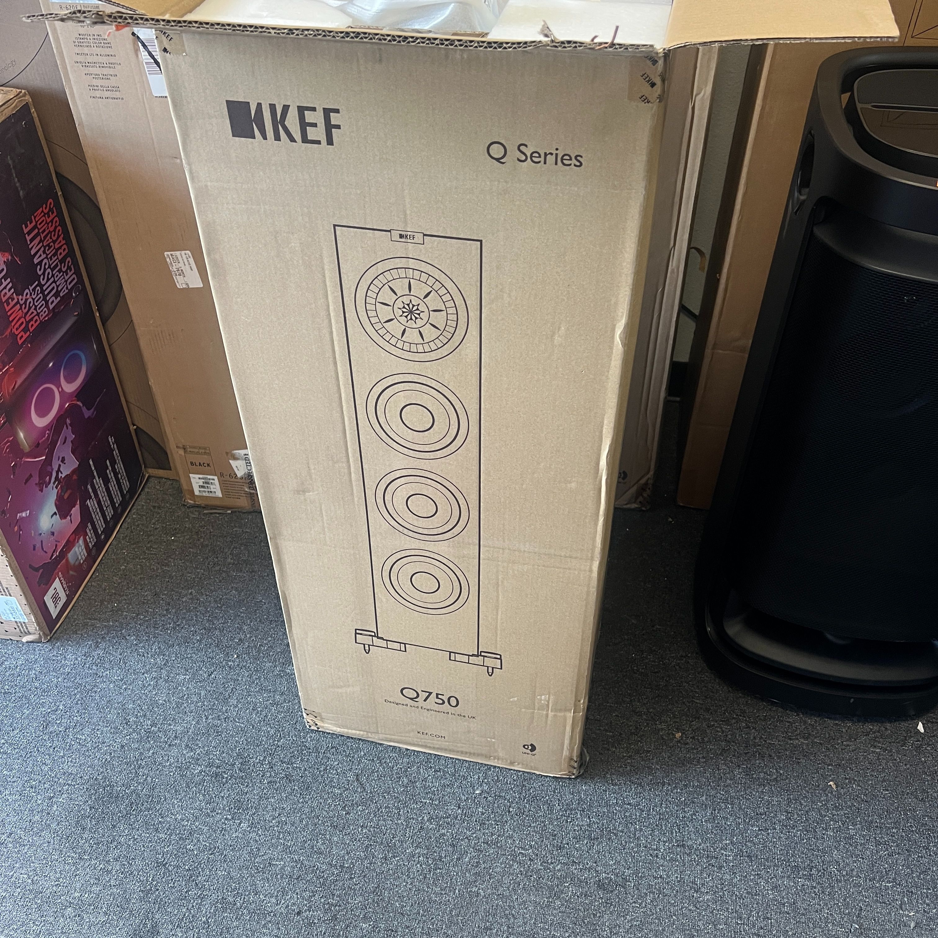 KEF - Q750 6.5" Floorstanding Speaker (Each) - Satin Black
