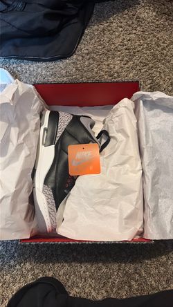 JORDAN 3 black cement sz 8.5