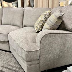 Analiese Ivory Tan 3 Piece Sectional Couch With Cuddler☄️ Brand New💫 Best Quality🫵 Fastest Delivery 🚚 