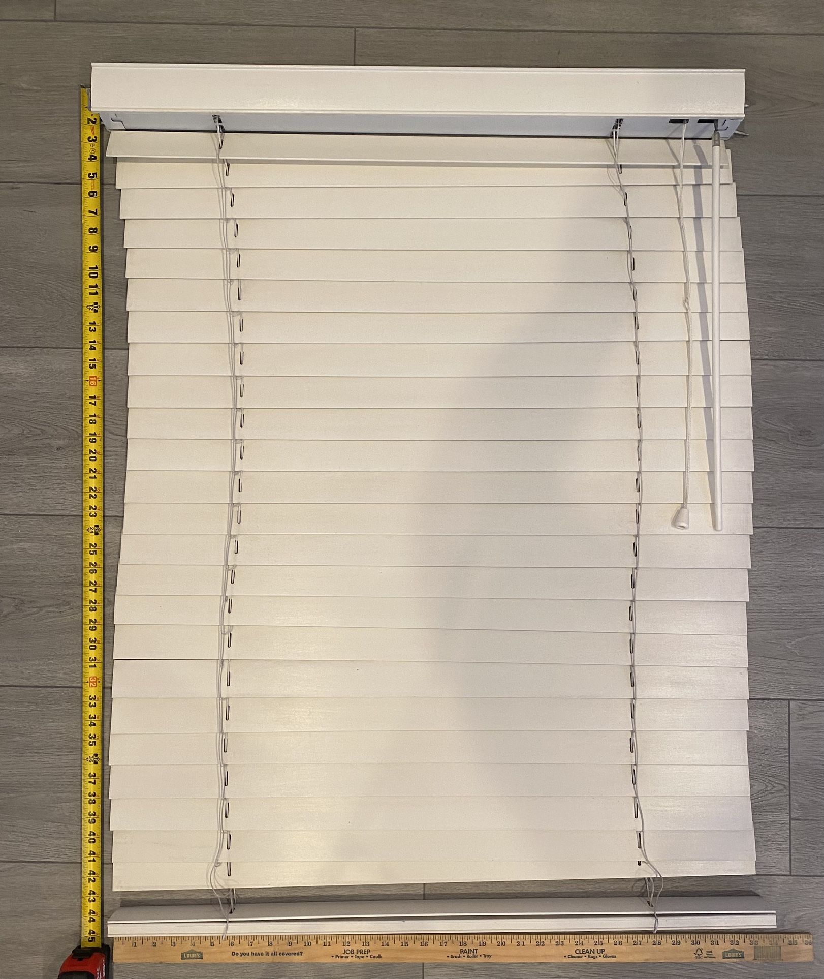 Hunter Douglas Country Woods – Wood Venetian Blind 34x45