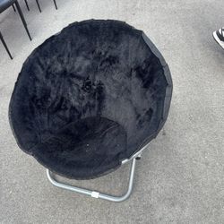 Saucer Chair With Black Faux Fur 