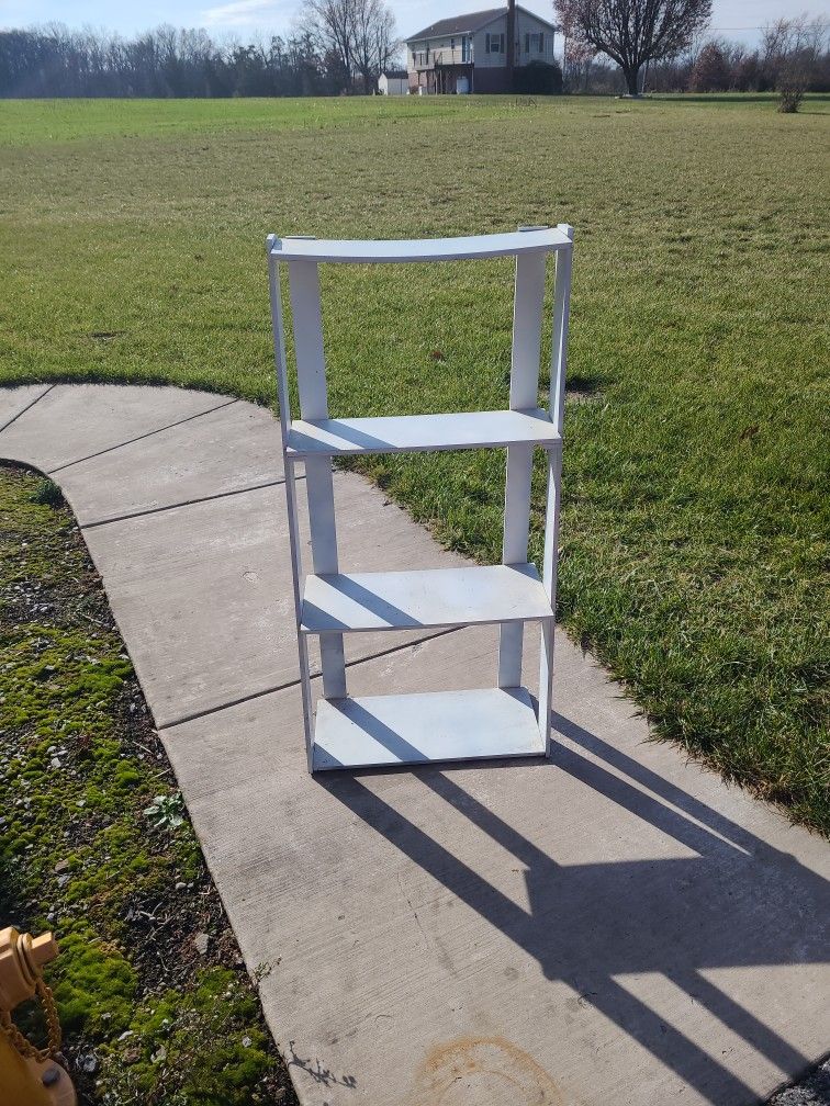 Graduating four tier shelf Unit