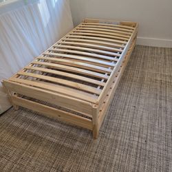 2 twin beds, stacked beds or push together for a larger bed