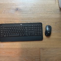 Logi Keyboard And Mouse