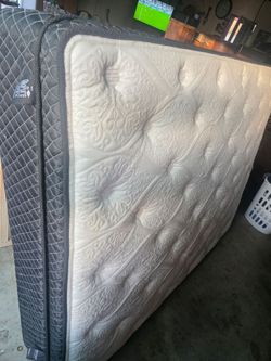 Brentwood Queen Size Mattress & Box Spring