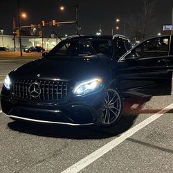 2019 Mercedes Bens AMG GLC63 