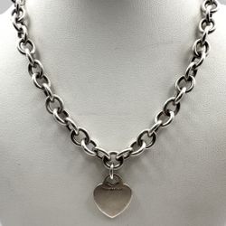 Tiffany & Co. Heart Tag Charm Sterling Silver with Rolo Chain 16" Necklace. (Pre-Owned)