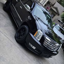 2011 Cadillac Escalade