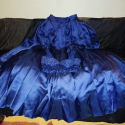 Expensive  XS 2 Piece Embellished Corset  With Full Length Puffy Skirt