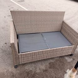 Wicker loveseat no cushions