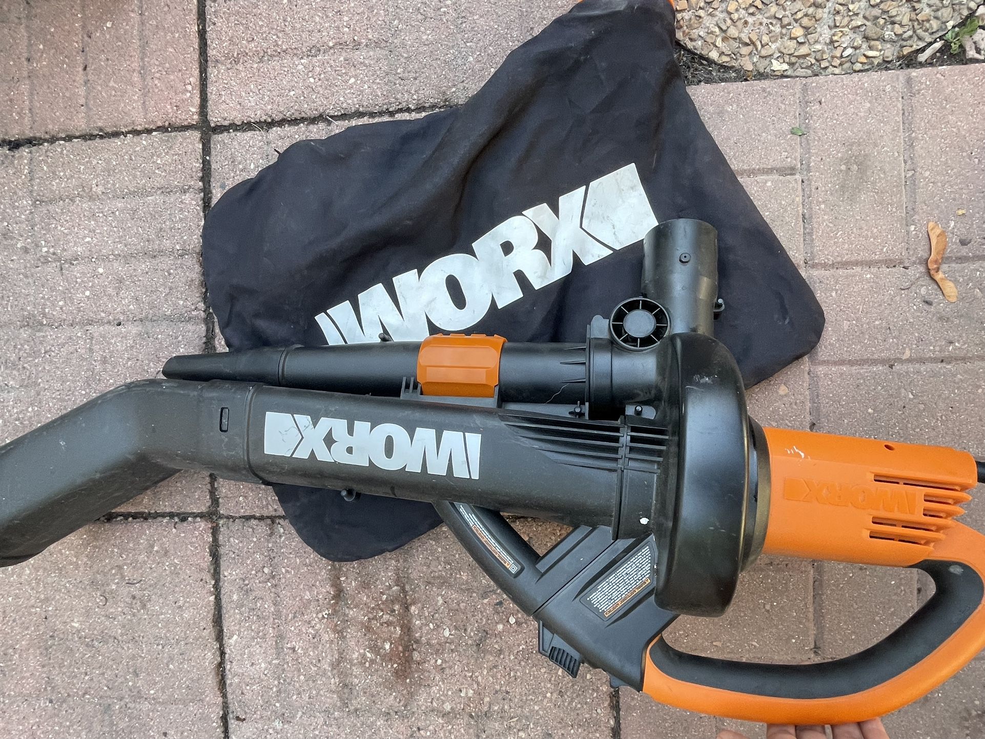 WORX 120v 12amp electric leaf blower