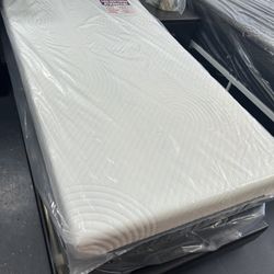 Twin Size Memory Foam Mattress In Box Different Sizes Available 