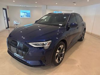 2022 Audi e-tron