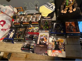 Action figures lot
