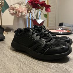 Women’s Eurostar Slip-Resistant Work Shoes Size 7.5