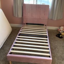 Girls Twin Size Bed Frame 