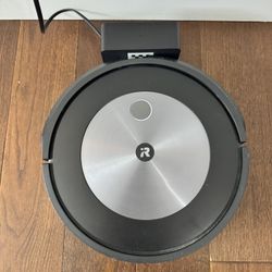 iRoboot Roomba J7