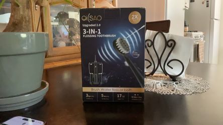 OILSAO 3-in-1 Flossing Toothbrush