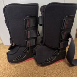Leg Boots Medical Injury - Pair (small Size)