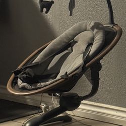 maxi cosi swing like new only used 5 times