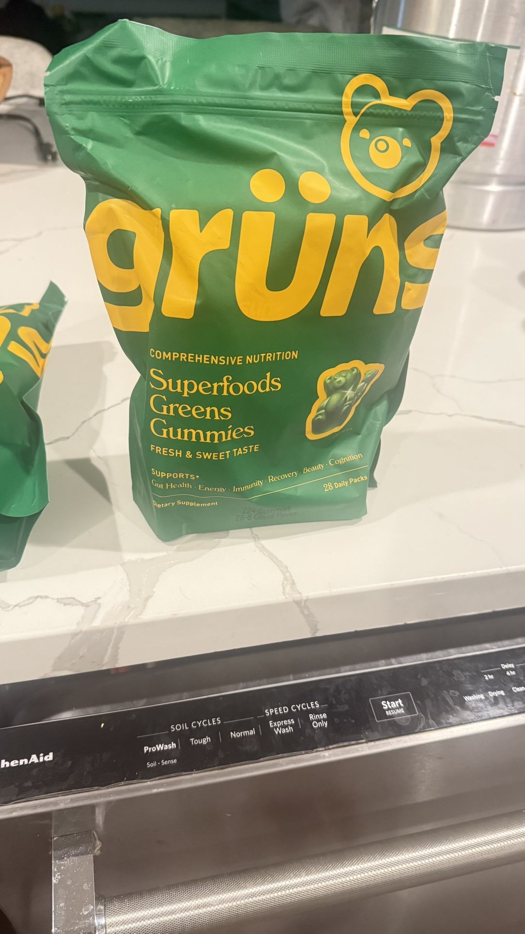 Gruns Adult Super Greens Gummies (Brand new)