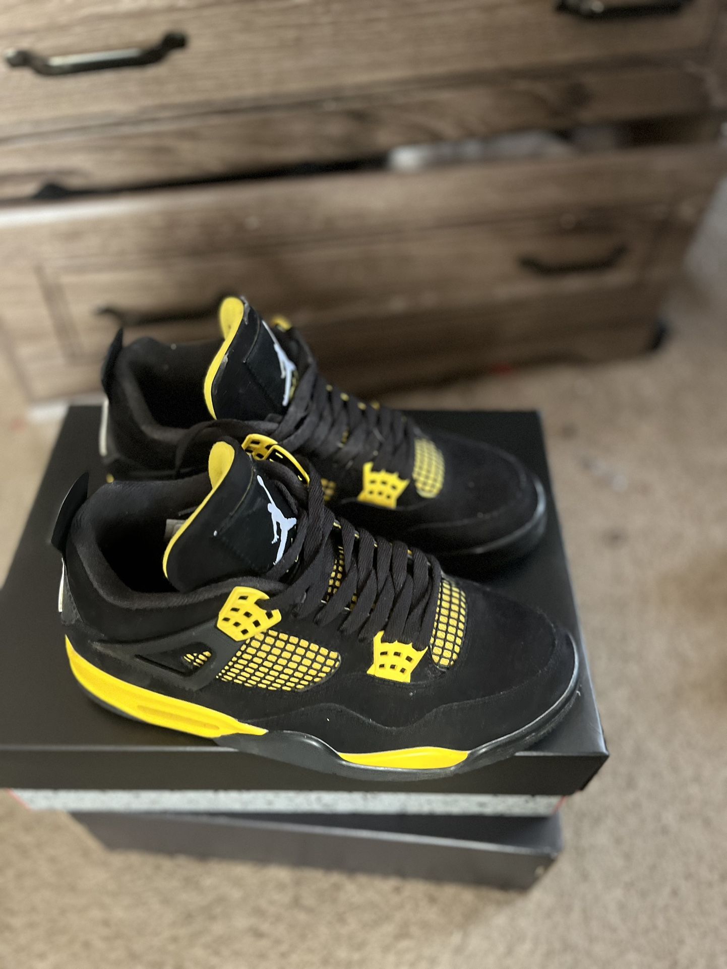 Jordan Thunder 4s