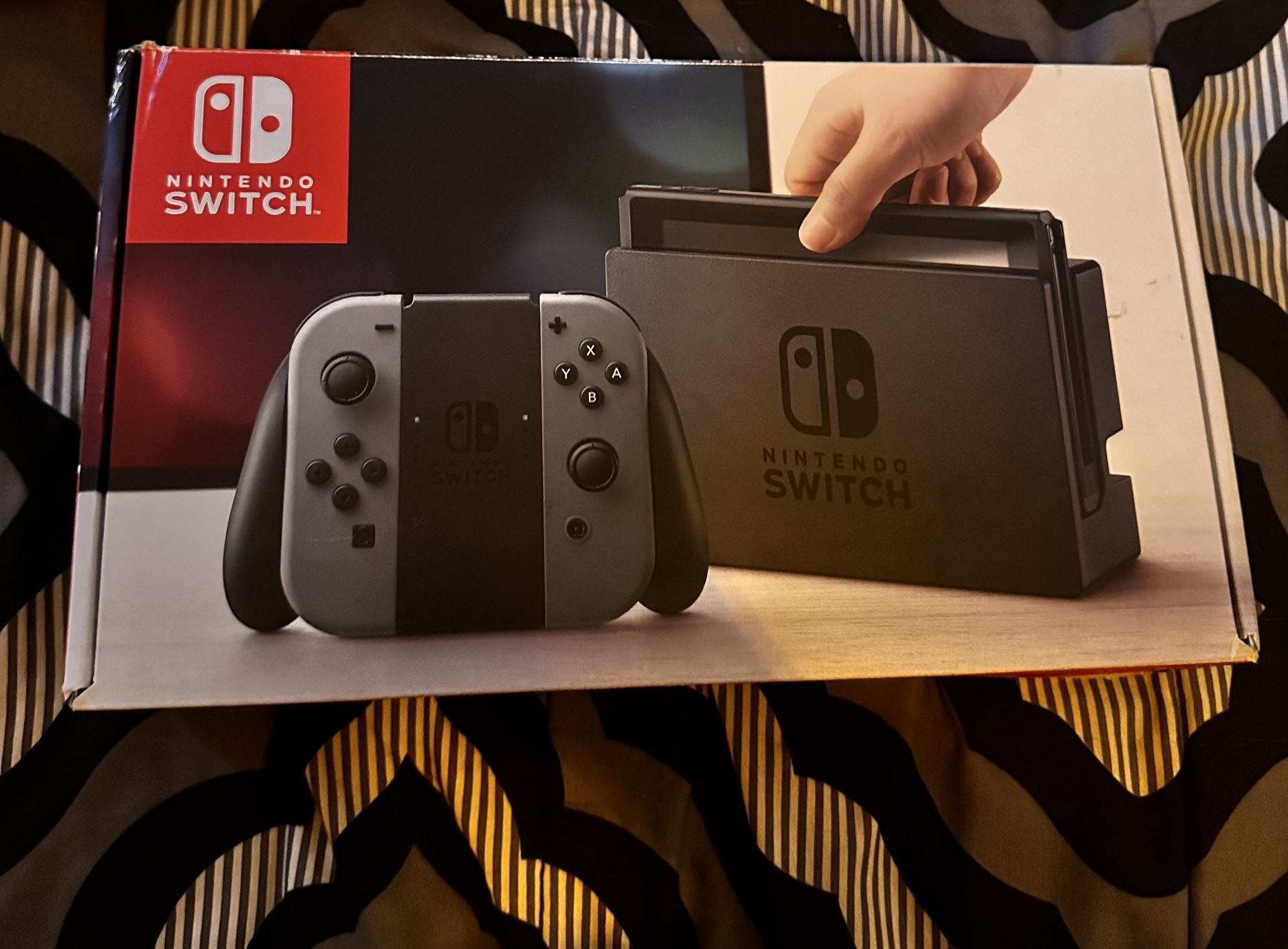 Nintendo Switch 