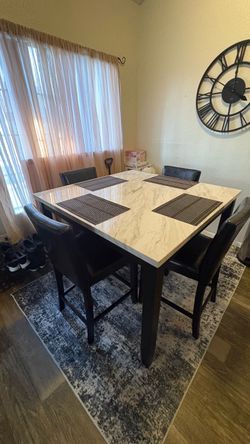 Moving Sale Dining table plus Chairs