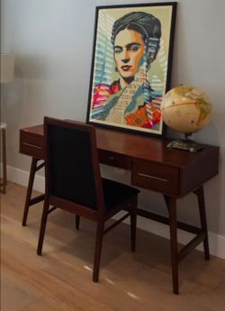 Beautiful mid-century modern style desk.