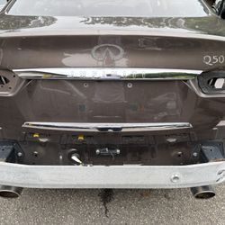 Infiniti Q50 Trunk