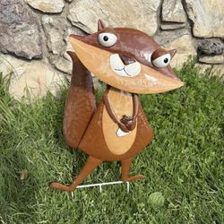Squirrel Garden Decoración