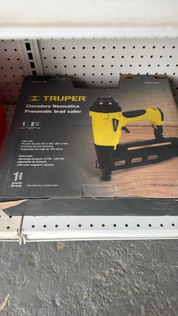 Pneumatic Brad Nailer