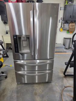 LG 4-Door French Door Refrigerator (Slim SpacePlus) - Great Condition (or best offer)