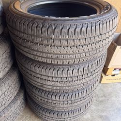 275/55R20 Bridgestone Dueler H/L Tires Like New Llantas 20"