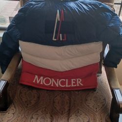 Moncler Kith Puffer Hooded Jacket Mens XXL