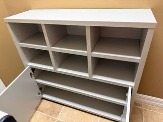 Bookshelf