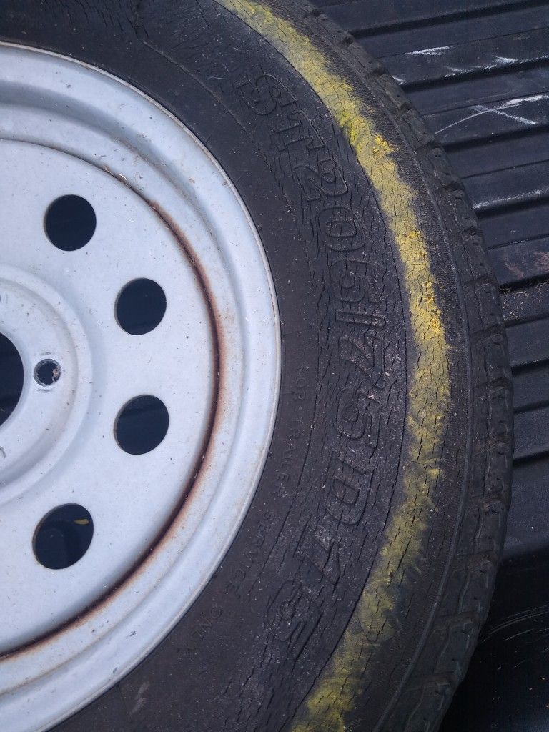 Trailer Tires ST 205/75D15