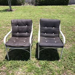 Patio Chairs Both Chairs For 30$