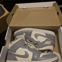 Jordan 1 cool Greys