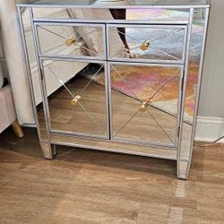 Mirror nightstand 