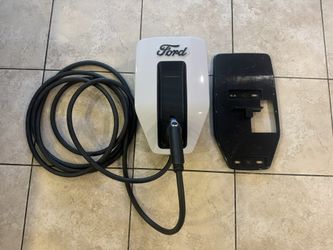 Ford Pro Charging Station