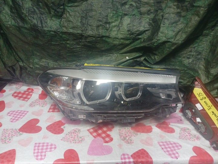 2018-20 BMW 5series Right Headlight 